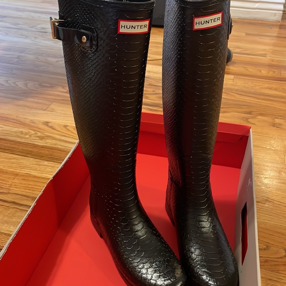 NWT hunter boots